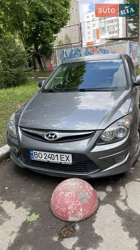Хэтчбек Hyundai i30 2011 в Тернополе фото 5 Хэтчбек Hyundai i30 2011 в Тернополе