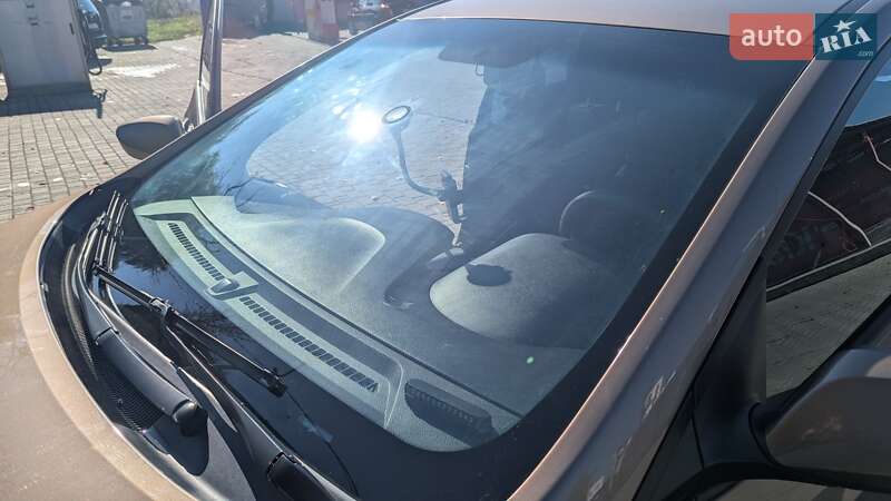 Хетчбек Hyundai i30 2013 в Чернівцях