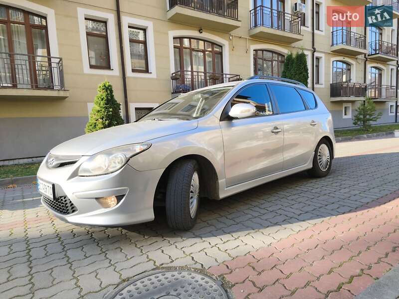 Hyundai i30 2012