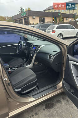 Хетчбек Hyundai i30 2012 в  фото 11 Хетчбек Hyundai i30 2012 в