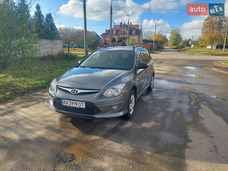 Hyundai i30 2011