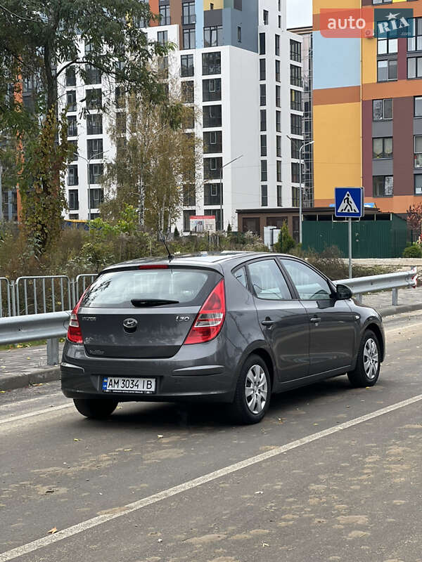 Хетчбек Hyundai i30 2008 в Житомирі фото 10 Хетчбек Hyundai i30 2008 в Житомирі