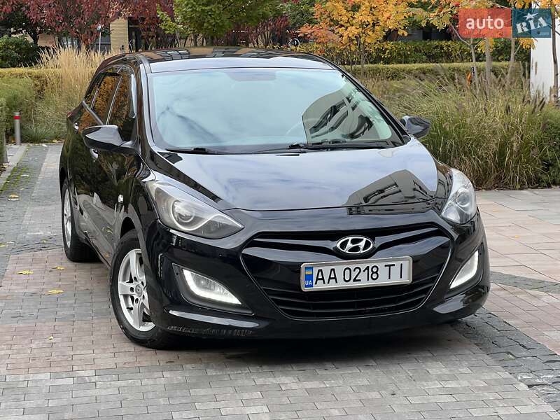 Універсал Hyundai i30 2014 в Києві фото 6 Універсал Hyundai i30 2014 в Києві