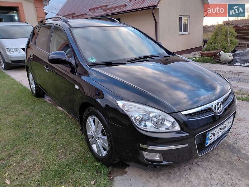 Універсал Hyundai i30 2008 в Рівному фото 5 Універсал Hyundai i30 2008 в Рівному
