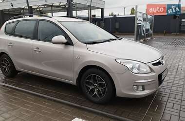 Хэтчбек Hyundai i30 2008 в Киеве