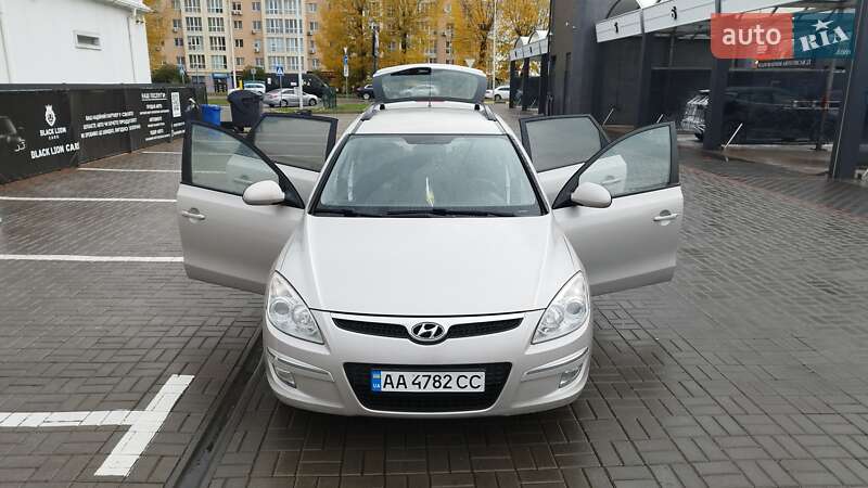 Хетчбек Hyundai i30 2008 в Києві фото 8 Хетчбек Hyundai i30 2008 в Києві