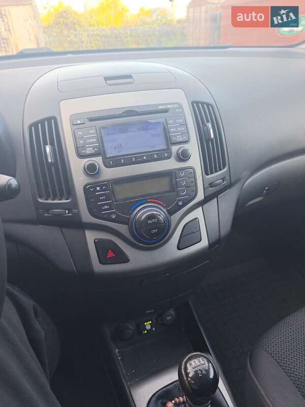 Универсал Hyundai i30 2008 в Киеве