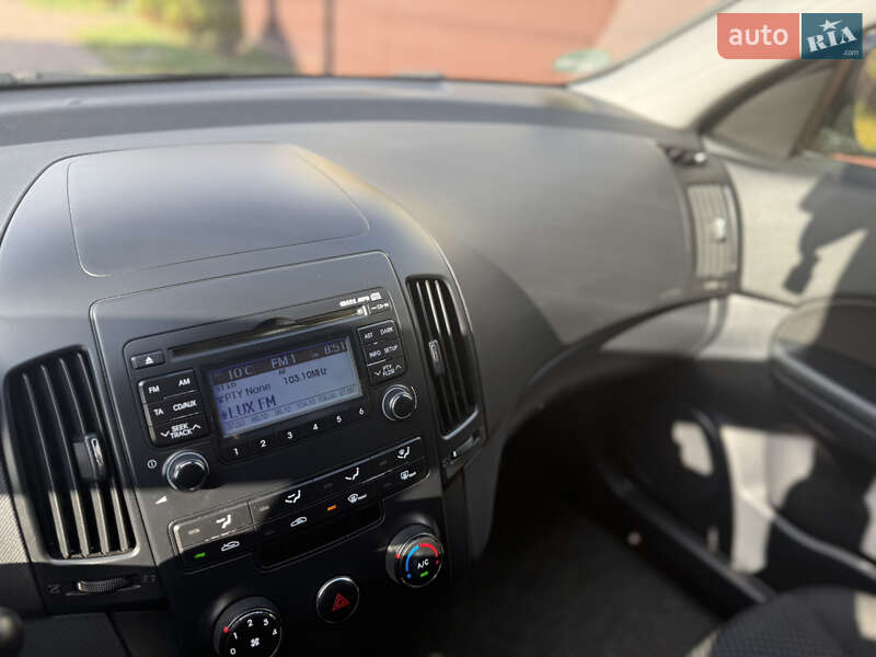 Універсал Hyundai i30 2009 в Борисполі фото 19 Універсал Hyundai i30 2009 в Борисполі