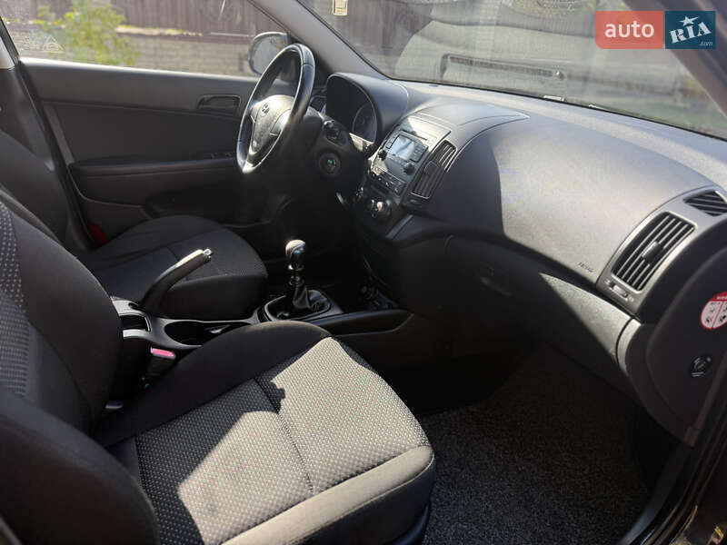 Універсал Hyundai i30 2009 в Борисполі фото 25 Універсал Hyundai i30 2009 в Борисполі