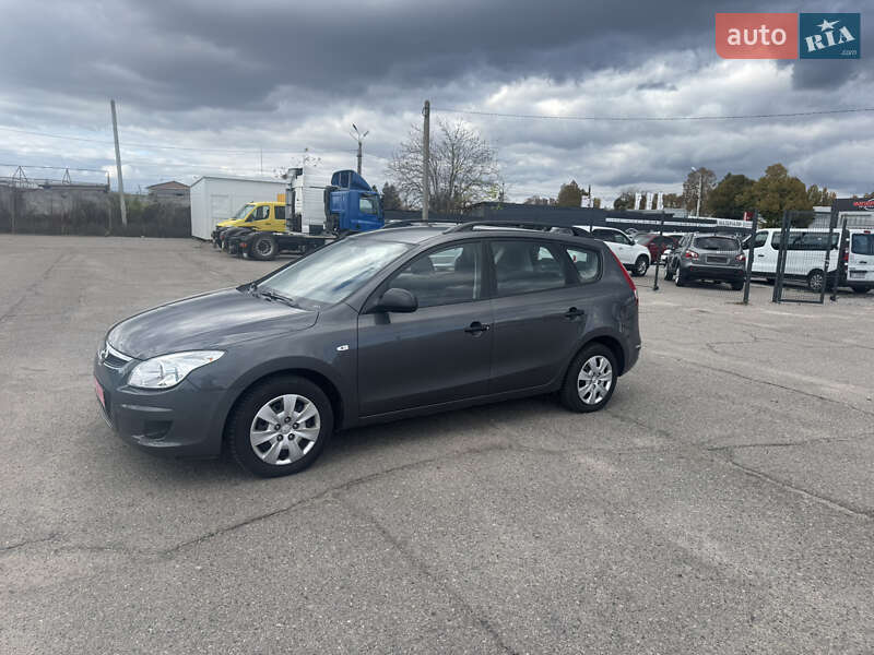 Універсал Hyundai i30 2009 в Білій Церкві фото 40 Універсал Hyundai i30 2009 в Білій Церкві