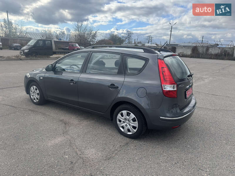 Універсал Hyundai i30 2009 в Білій Церкві фото 43 Універсал Hyundai i30 2009 в Білій Церкві