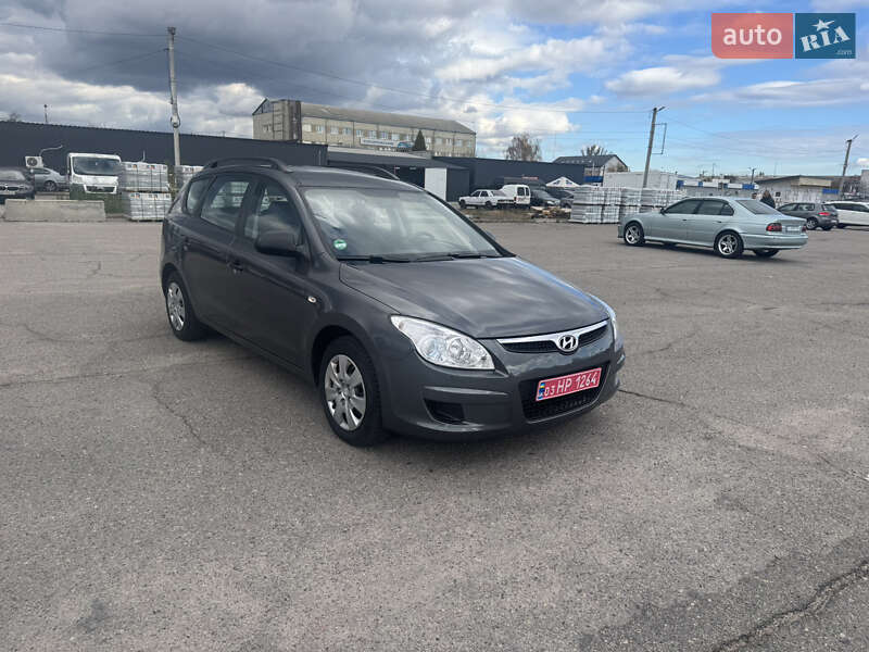 Універсал Hyundai i30 2009 в Білій Церкві фото 52 Універсал Hyundai i30 2009 в Білій Церкві