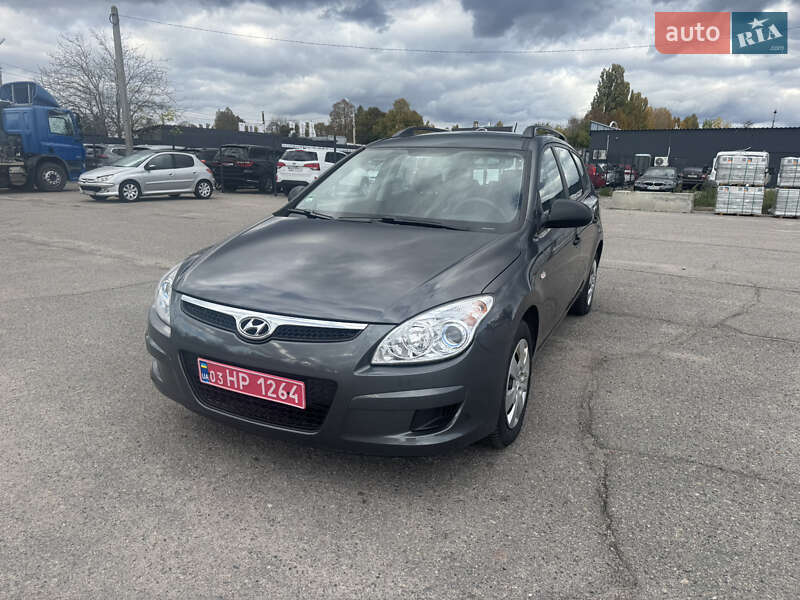 Універсал Hyundai i30 2009 в Білій Церкві фото 54 Універсал Hyundai i30 2009 в Білій Церкві