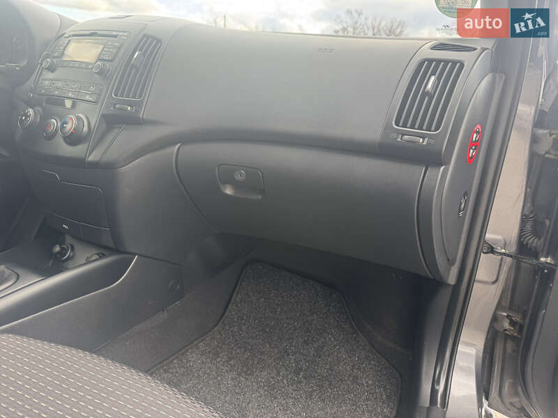 Універсал Hyundai i30 2009 в Білій Церкві фото 73 Універсал Hyundai i30 2009 в Білій Церкві