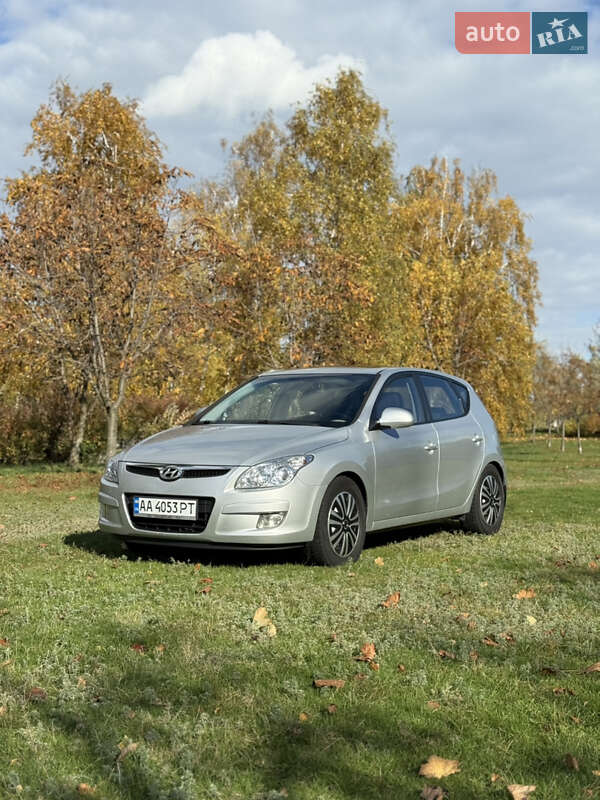 Хетчбек Hyundai i30 2009 в Києві фото 15 Хетчбек Hyundai i30 2009 в Києві