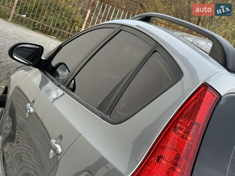 Універсал Hyundai i30 2012 в Дрогобичі фото 29 Універсал Hyundai i30 2012 в Дрогобичі