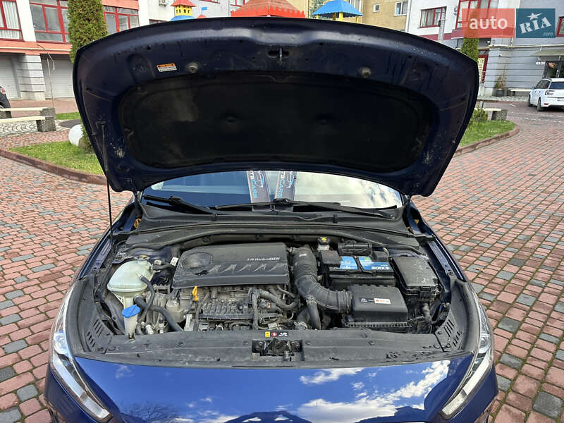 Универсал Hyundai i30 2018 в Ивано-Франковске