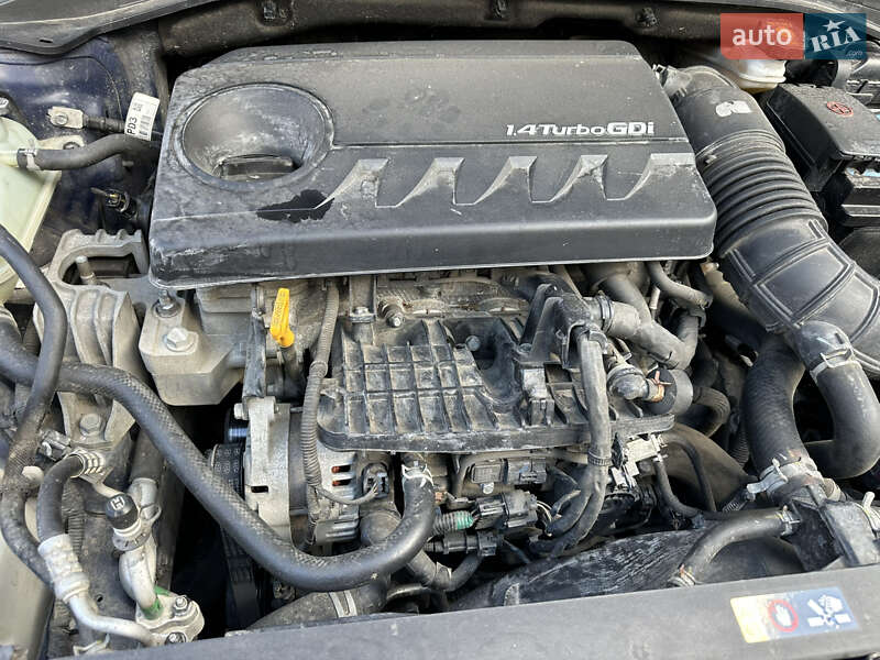 Универсал Hyundai i30 2018 в Ивано-Франковске