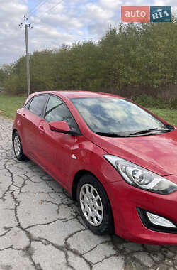 Хетчбек Hyundai i30 2013 в Ємільчиному