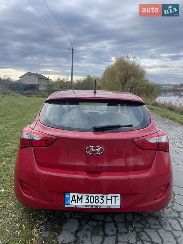 Хэтчбек Hyundai i30 2013 в Емильчине фото 8 Хэтчбек Hyundai i30 2013 в Емильчине