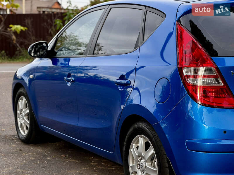 Хэтчбек Hyundai i30 2008 в Виннице