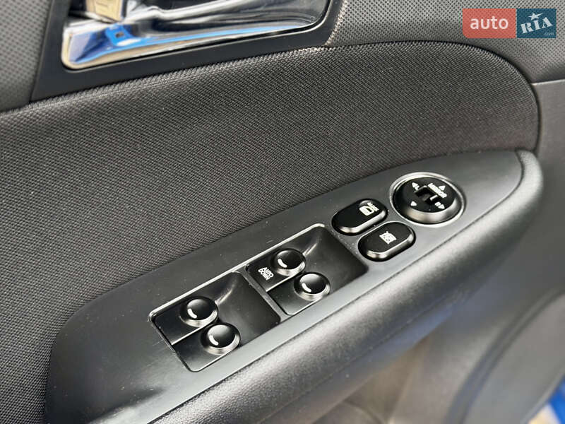 Хэтчбек Hyundai i30 2008 в Виннице