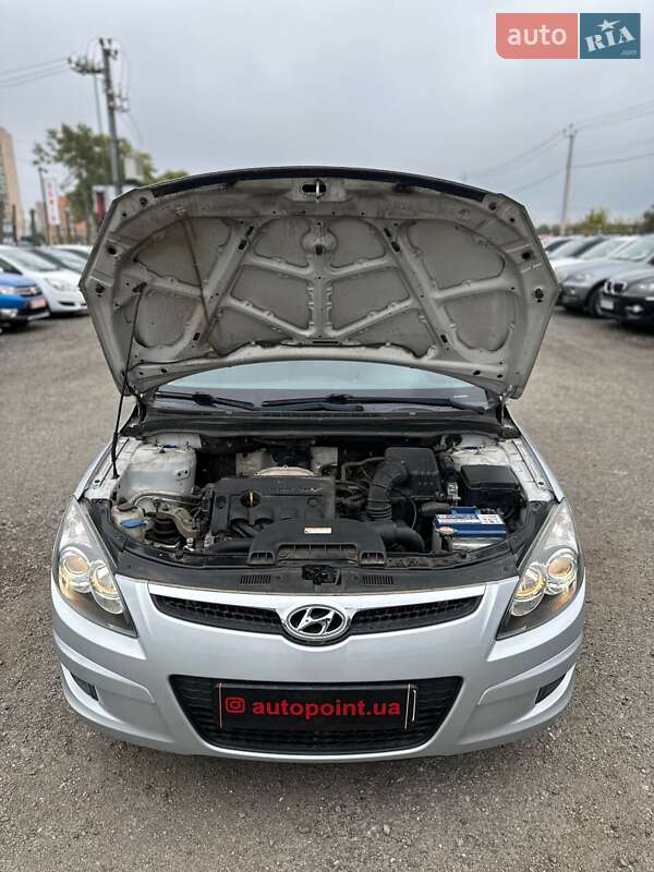 Хэтчбек Hyundai i30 2009 в Белогородке фото 30 Хэтчбек Hyundai i30 2009 в Белогородке