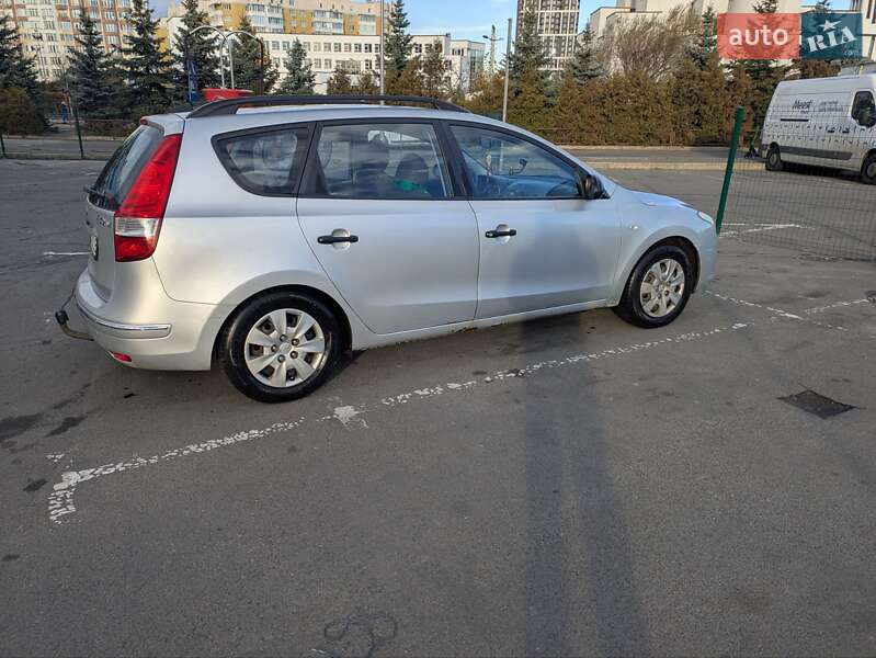 Універсал Hyundai i30 2008 в Львові фото 11 Універсал Hyundai i30 2008 в Львові