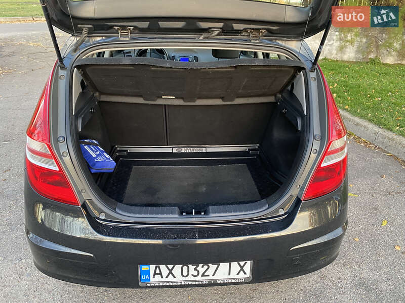 Хетчбек Hyundai i30 2009 в Олександрії