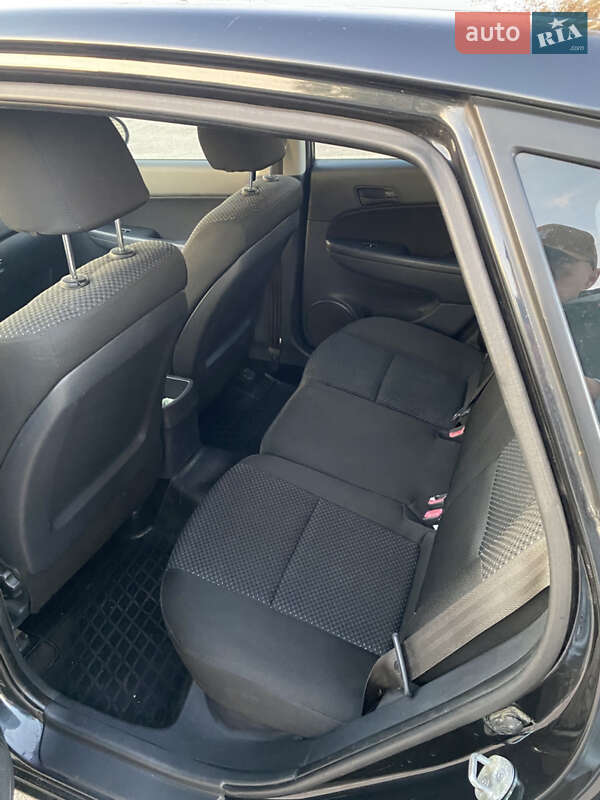 Хетчбек Hyundai i30 2009 в Олександрії