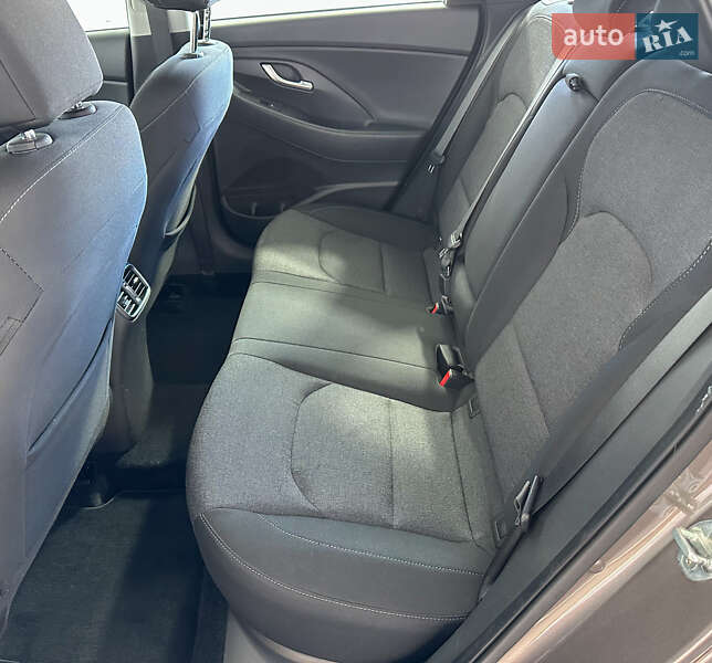 Универсал Hyundai i30 2021 в Львове фото 12 Универсал Hyundai i30 2021 в Львове