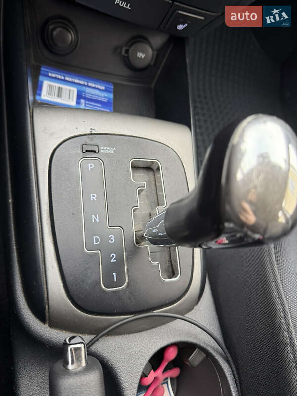 Хэтчбек Hyundai i30 2007 в Могилев-Подольске фото 14 Хэтчбек Hyundai i30 2007 в Могилев-Подольске