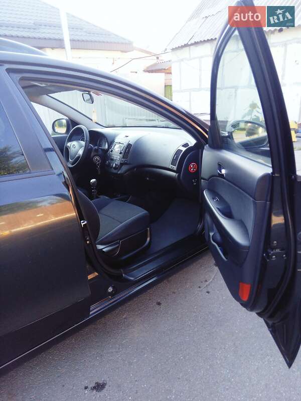 Універсал Hyundai i30 2008 в Охтирці