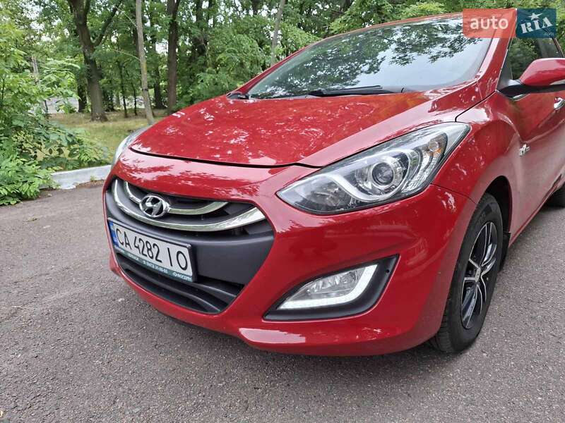 Хэтчбек Hyundai i30 2013 в Черкассах