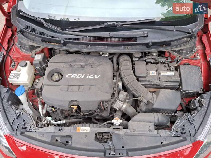 Хэтчбек Hyundai i30 2013 в Черкассах