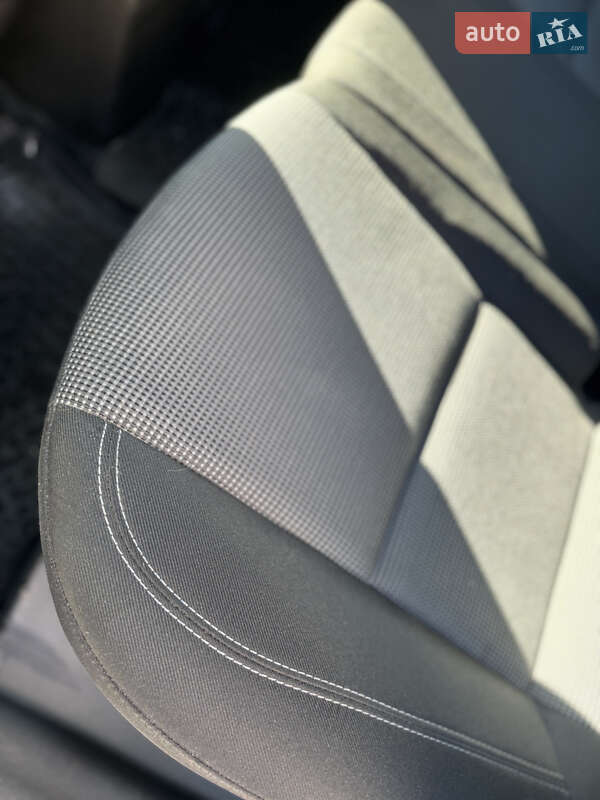 Хетчбек Hyundai i30 2012 в Одесі фото 12 Хетчбек Hyundai i30 2012 в Одесі