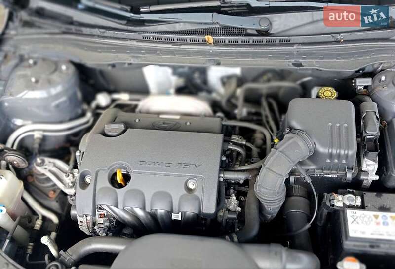 Універсал Hyundai i30 2008 в Шишаках