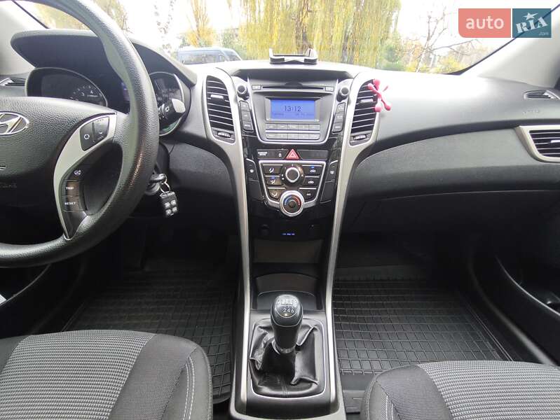 Хэтчбек Hyundai i30 2013 в Киеве