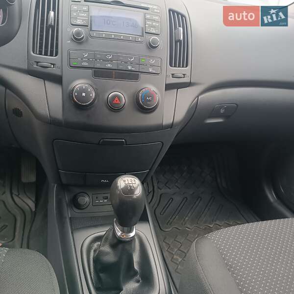 Универсал Hyundai i30 2011 в Броварах