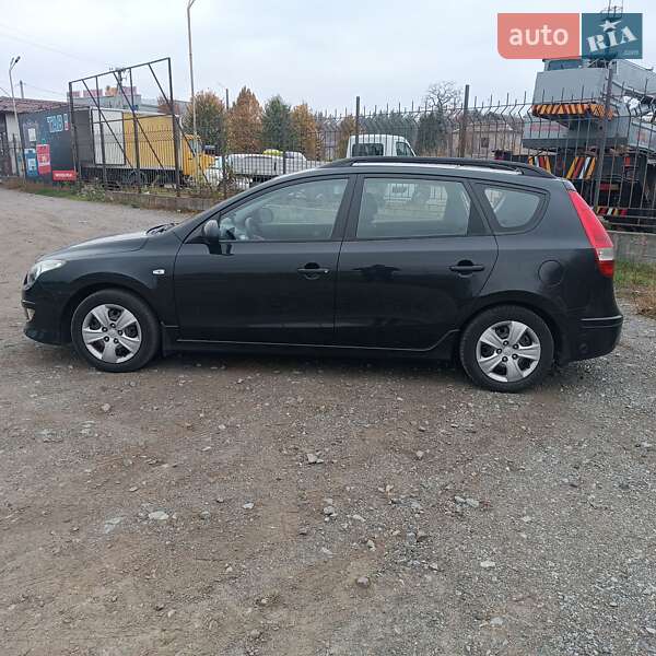 Универсал Hyundai i30 2011 в Броварах