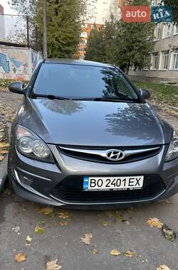 Хэтчбек Hyundai i30 2011 в Тернополе