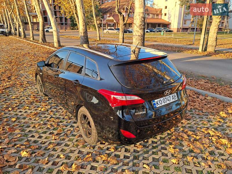 Универсал Hyundai i30 2014 в Мукачево