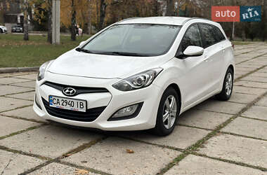 Універсал Hyundai i30 2013 в Харкові