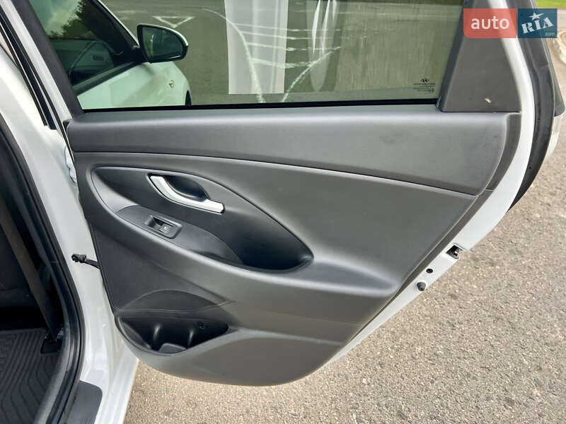 Універсал Hyundai i30 2021 в Рівному