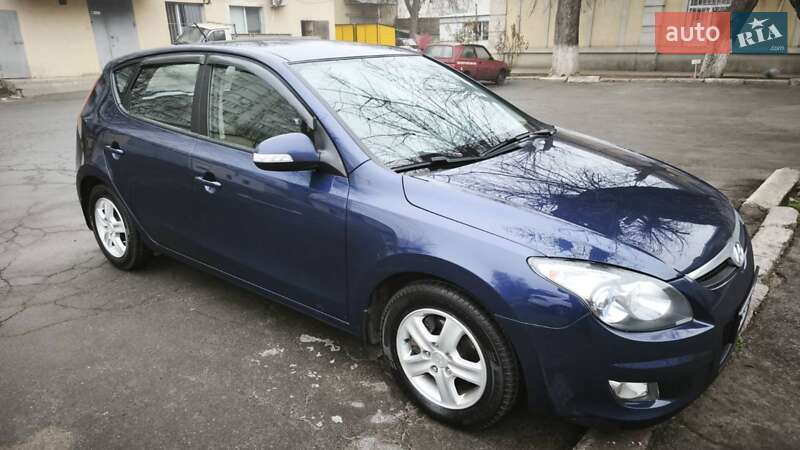 Хэтчбек Hyundai i30 2009 в Одессе фото Хэтчбек Hyundai i30 2009 в Одессе