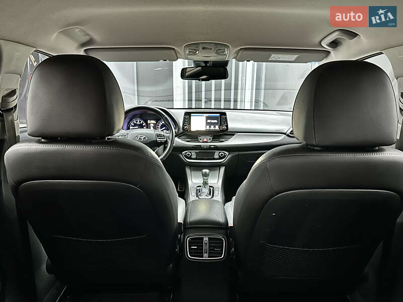Фастбек Hyundai i30 2019 в Києві фото 23 Фастбек Hyundai i30 2019 в Києві