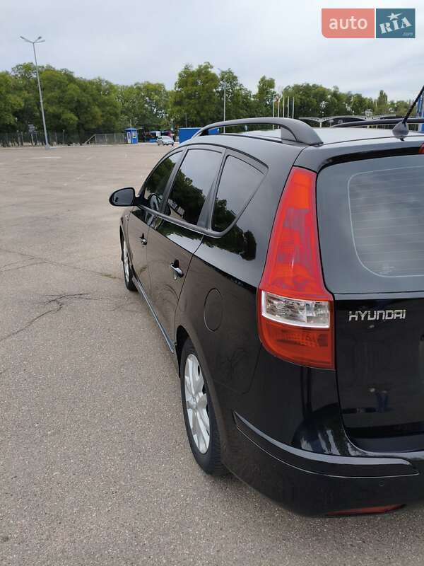 Универсал Hyundai i30 2011 в Николаеве фото 3 Универсал Hyundai i30 2011 в Николаеве