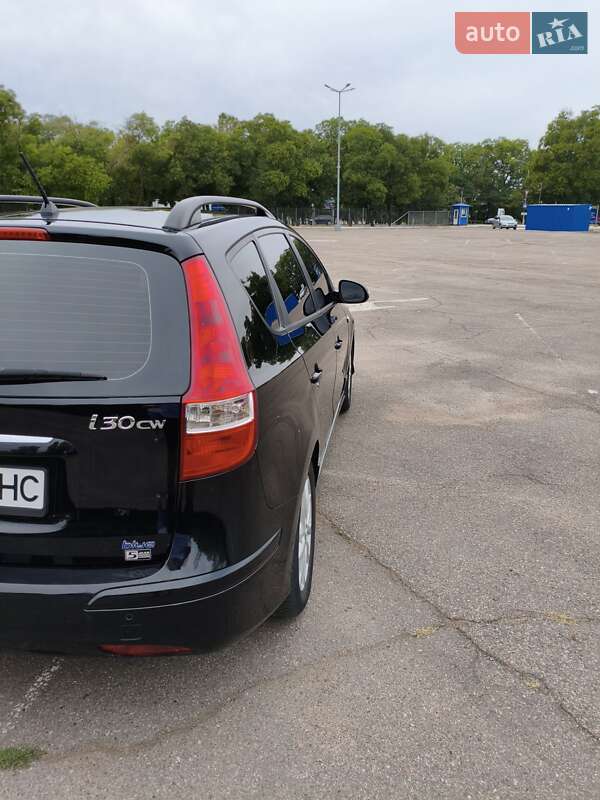Универсал Hyundai i30 2011 в Николаеве фото 7 Универсал Hyundai i30 2011 в Николаеве