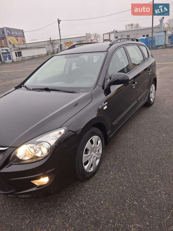 Универсал Hyundai i30 2012 в Харькове