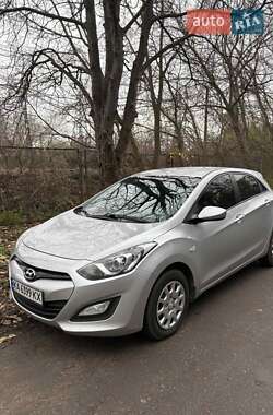 Хэтчбек Hyundai i30 2014 в Киеве